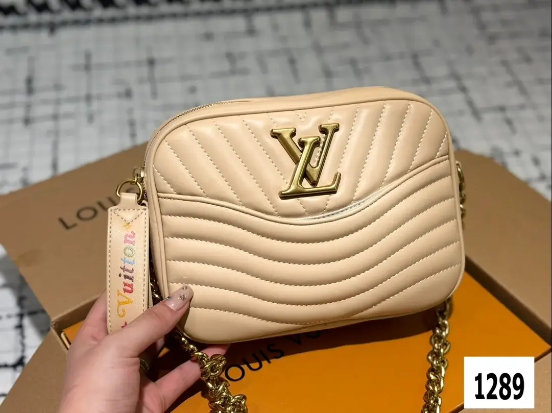 Louis new arrival wave bag size: 23 cm - image 4