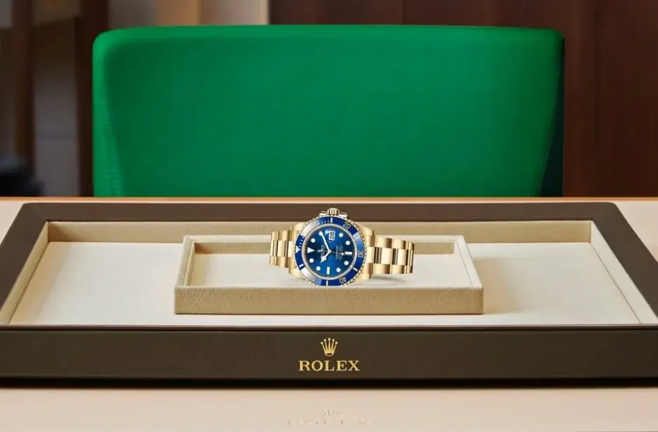Rlx Perpetual Submariner Date 41mm Blue Dial Yellow Gold 126618LB - image 9