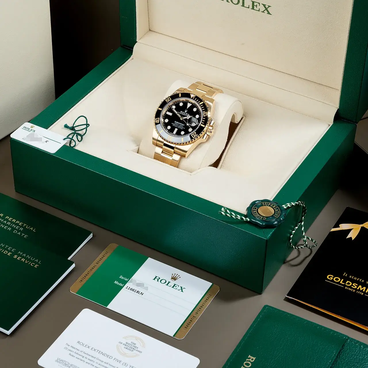 Rlx Perpetual Submariner Date 41mm Blue Dial Yellow Gold 126618LB - image 3