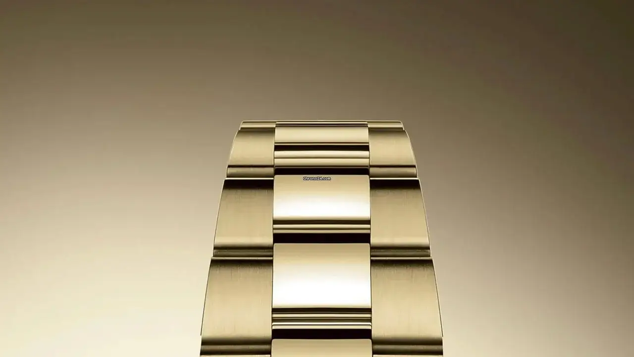 Rlx Sky-Dweller Gold 42 mm Black Index Dial Oyster Bracelet - image 3