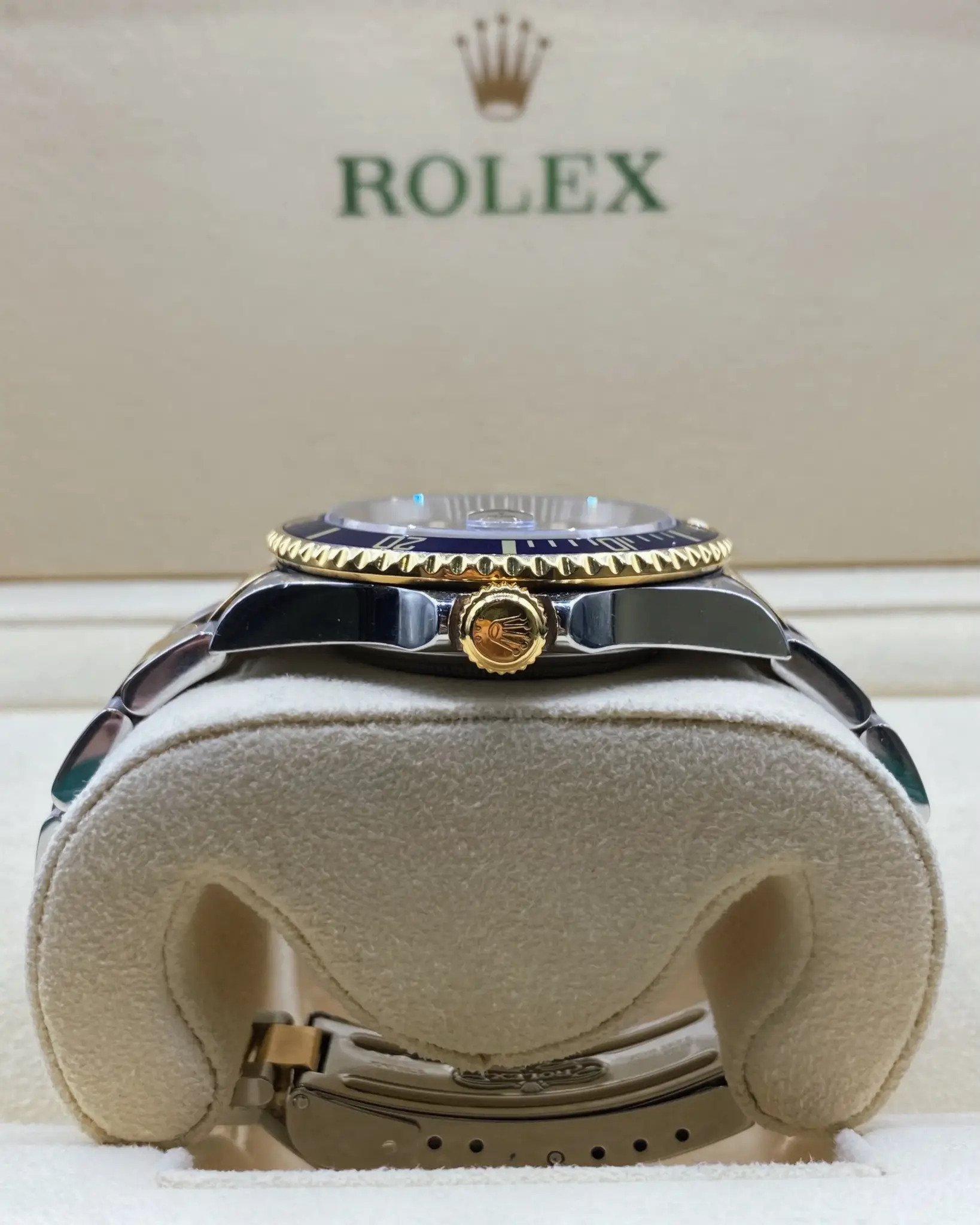 Rlx Submariner, Two-Tone, Blue Bezel and Dial 116613 - image 11