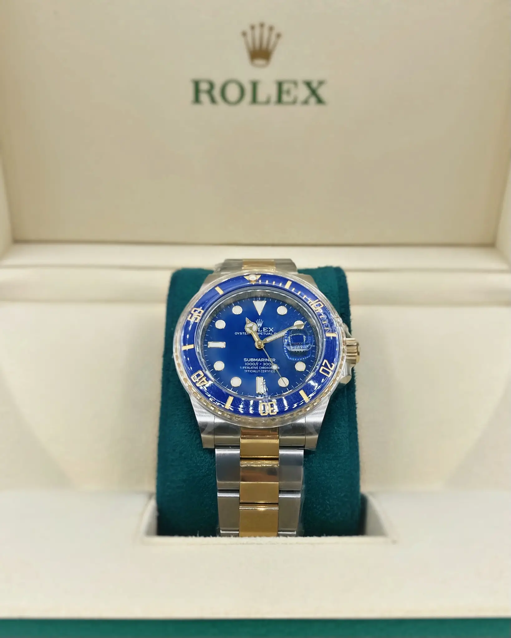 Rlx Submariner, Two-Tone, Blue Bezel and Dial 116613 - image 9