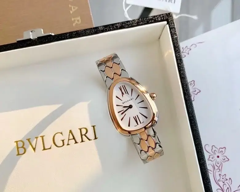 BVL Octo Finissimo women watch 33 mm - image 1