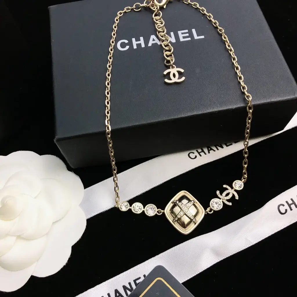 CC Necklace 0027 - image 1