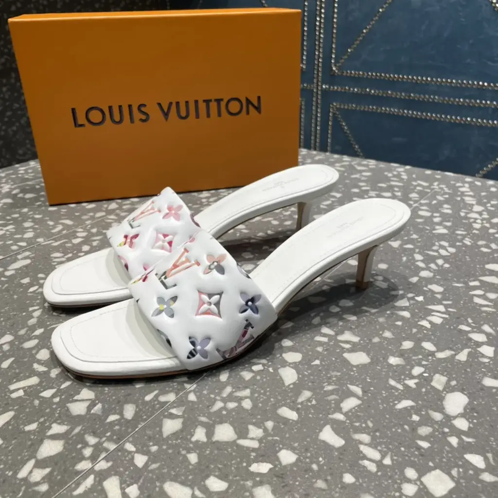 L Women’s Revival Mule White For Women L 1AAP7M - image 1